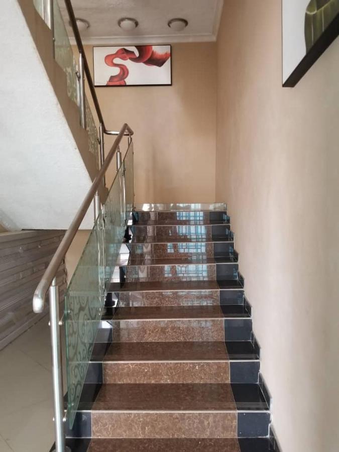 Phagibs Inn Hotel Freetown Exterior photo